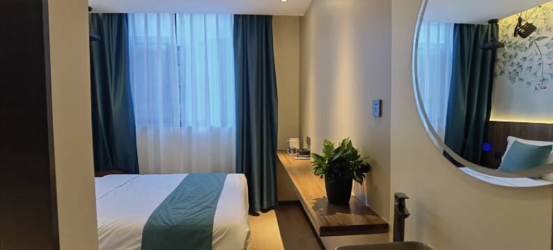 考拉酒店(摩界文创旅游园区南湖东路店)图片