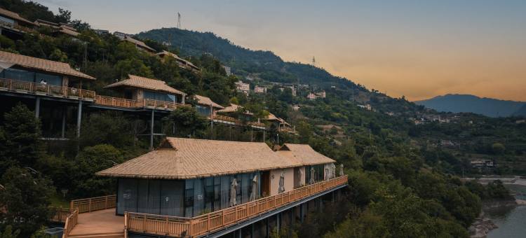 绥江半山酒店图片