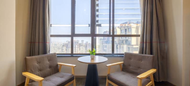 华美世佳酒店(重庆光环购物公园店)图片