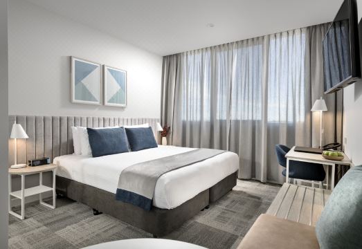 Quest Midland Hotel Overview