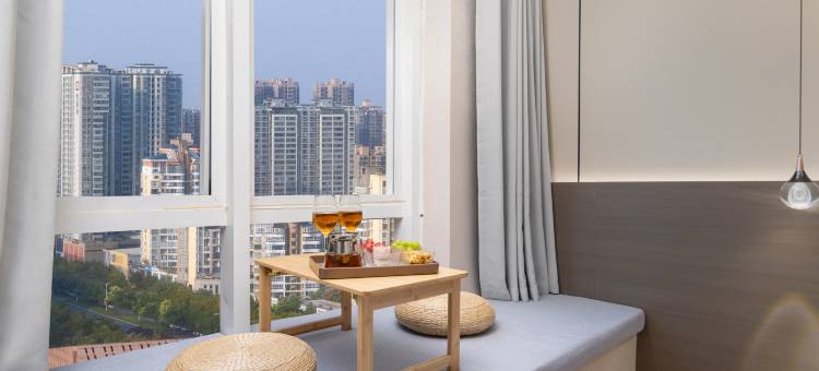 季墨智能酒店(阜阳大学城高铁西站店)图片