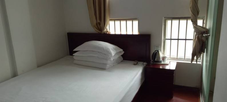 清竹宾馆(苏州火车站店)图片