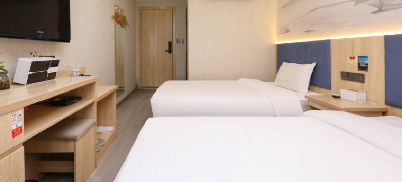 清风酒店(南京火车站迈皋桥地铁站店)图片