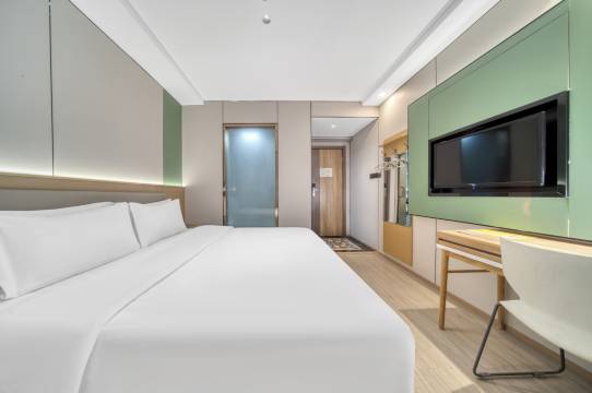 彩枫精品酒店(西湖定安路地铁站店)