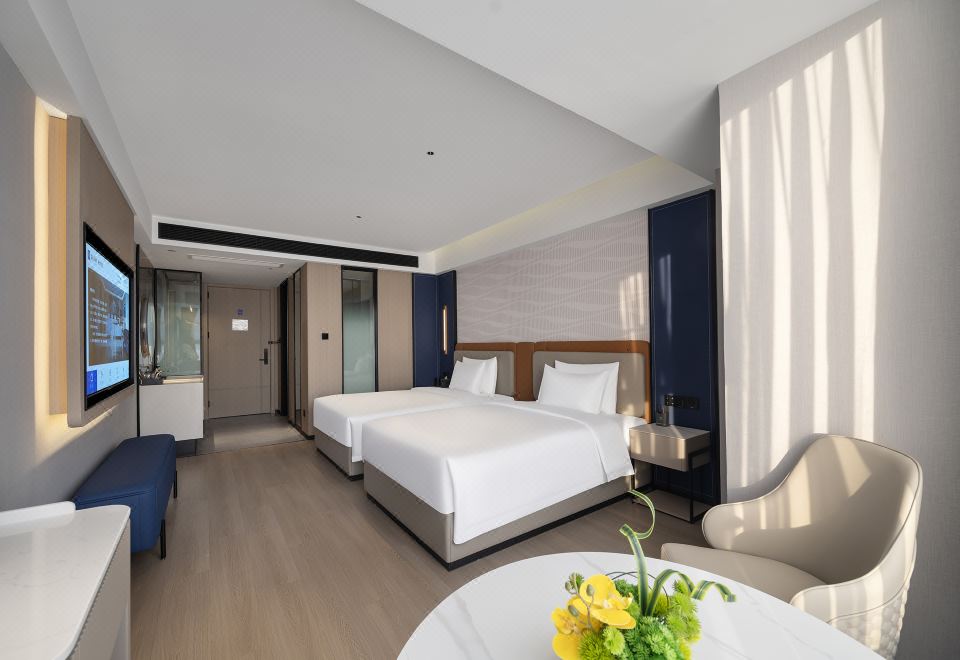 Huanman Hotel (Shaya People's Square Branch) Photo 6