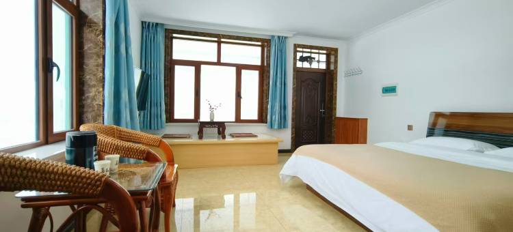 美山农家院(长白山黄松浦检票大厅店)图片