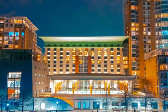 加那利濱江廣場酒店