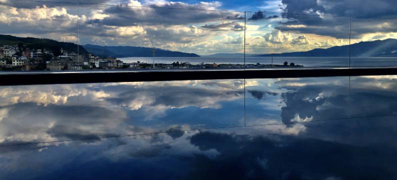 抚仙湖香堤·湖畔Lake view湖景私汤庭院美宿图片