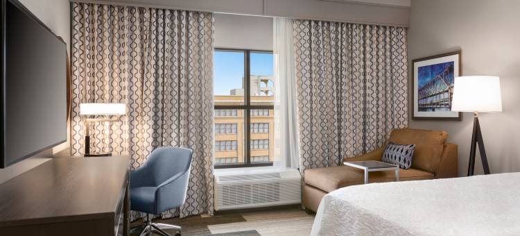 堪萨斯城市中心十字路口欢朋套房酒店(Hampton Inn & Suites Kansas City Downtown Crossroads)图片