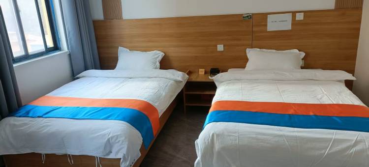 九鸿宾馆(社旗建设南路店)图片