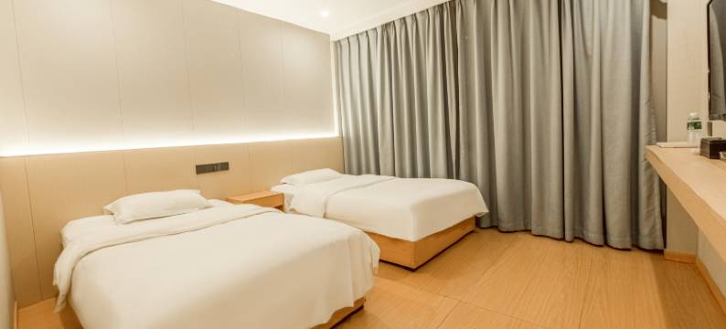 紫云金莎主题酒店图片