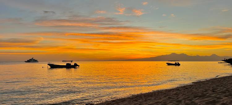 Coco Sunset Beach Resort图片