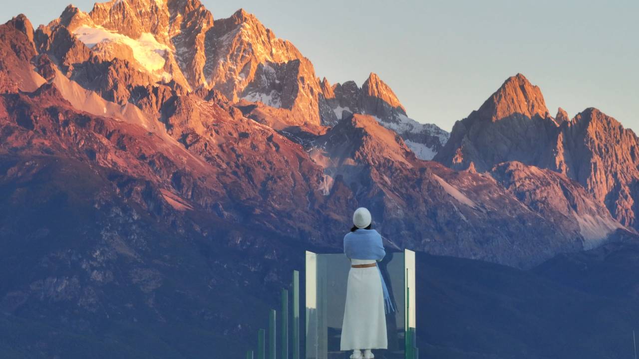 竹舟雪山度假酒店(丽江古城区清溪公园店)图片