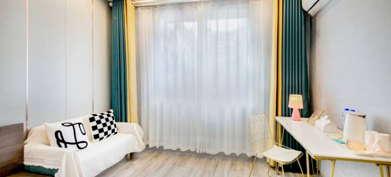 汐悦影音公寓(成都西华大学店)图片