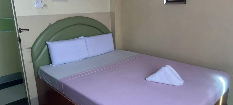 Rielena Plaza Hotel and Suites图片