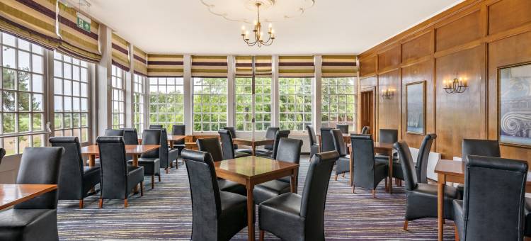 维奇诺尔公园乡村俱乐部酒店(Wychnor Park Country Club)图片