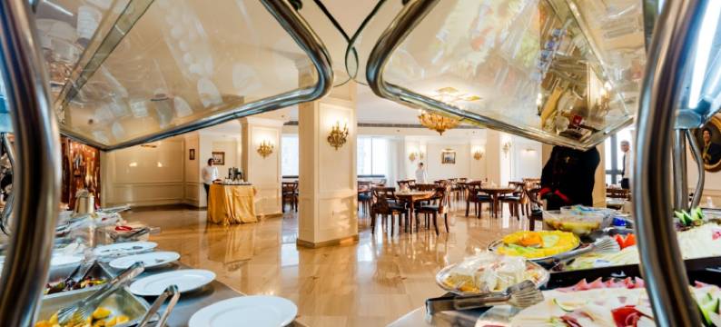 奥姆寇苏姆酒店与大楼(Om Kolthoom Hotel)图片