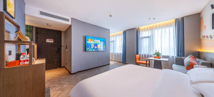 敦煌滨河国际大酒店(沙洲夜市店)图片