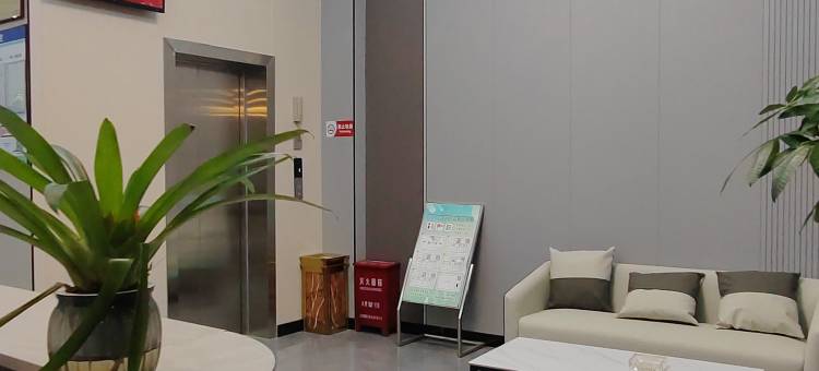 旺角精品酒店(文山学院店)图片