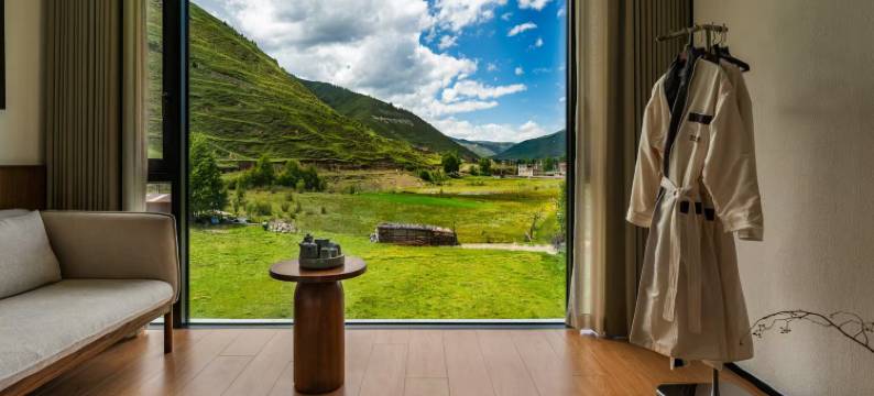 柏湾BOWAN·山谷里设计师度假酒店 (康定新都桥镇店)图片