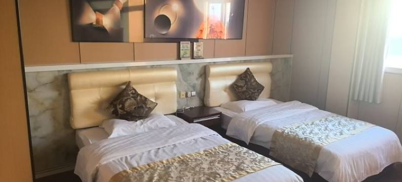 立天酒店(池州市贵池区牛头山镇店)图片