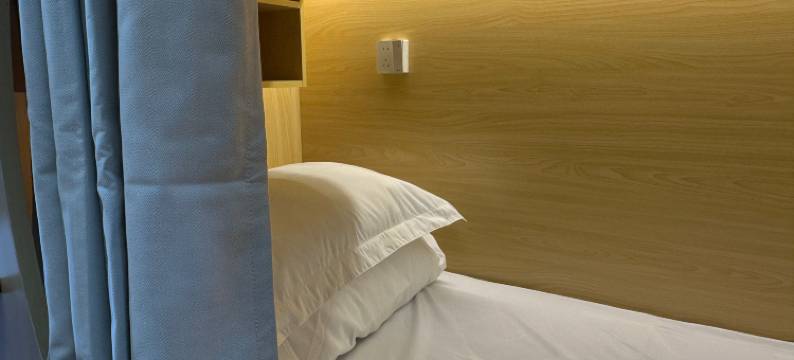 栖·野青年旅馆(南海万达广场店)图片