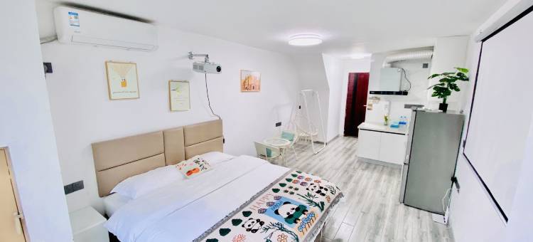 伴岛影音公寓(福州南站店)图片