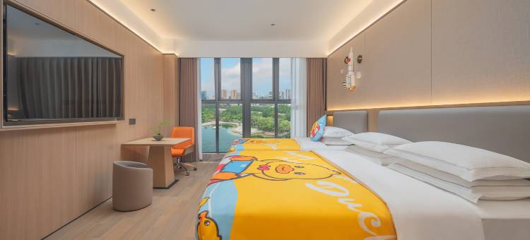 悦森·空港大酒店(万达广场政务中心店)图片