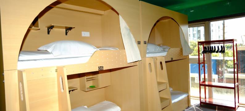 拾光记青年旅舍(观音桥好吃街店)图片