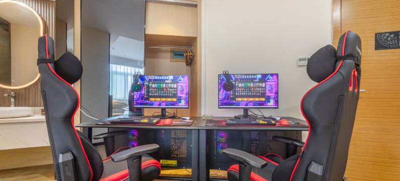 竞悦电竞酒店(遂川县政府步行街批发城店)图片