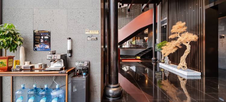 云浮鸿鑫精品酒店(云浮吾悦广场店)图片