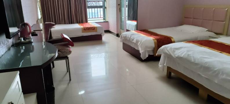 郑州易居酒店(中原国际博览中心店)图片