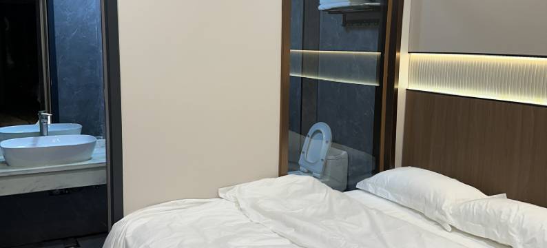 盈通酒店(广州奥体中心珠村地铁站店)图片
