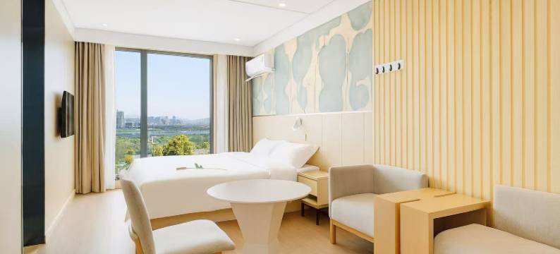 南通季风酒店(永旺梦乐城航运职业学院店)图片