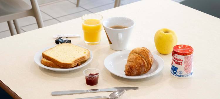 保罗莱斯卡住宿加早餐酒店(B&B Hotel Pau Lescar)图片