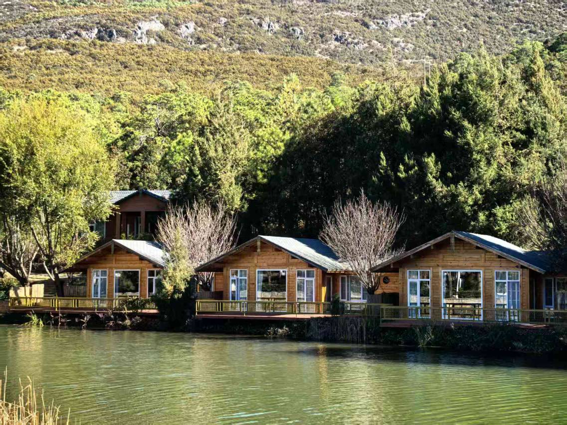 东巴谷丨日照金山·森林秘境·星空木屋度假酒店图片