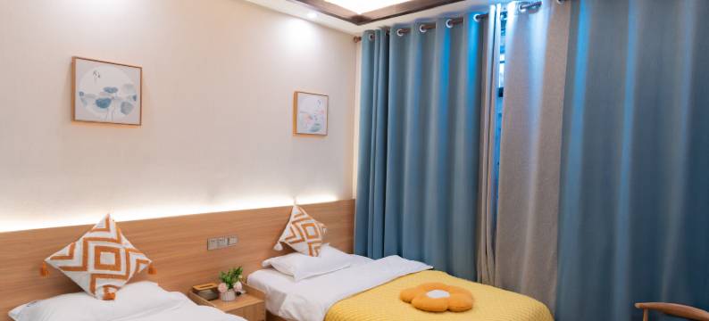 一路繁花民宿(张家界天门山索道店)图片