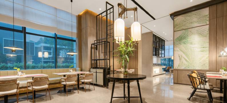 畅洋湿地公园酒店(襄阳汉江卧龙大桥店)图片