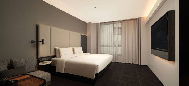 郑州高铁东站西广场亚朵酒店图片