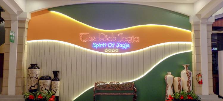 日惹财富酒店(The Rich Jogja Hotel)图片