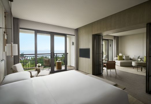 Sanya Marriott Yalong Bay Resort & SpaHotel Overview
