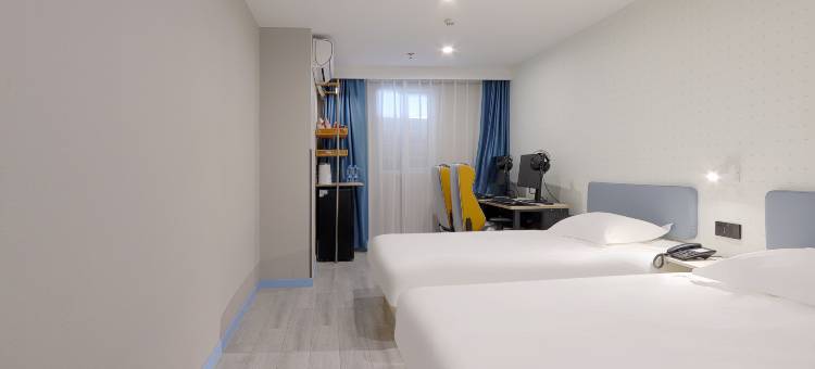 网鱼电竞酒店(苏州龙湖相城天街夏圩地铁站店)图片