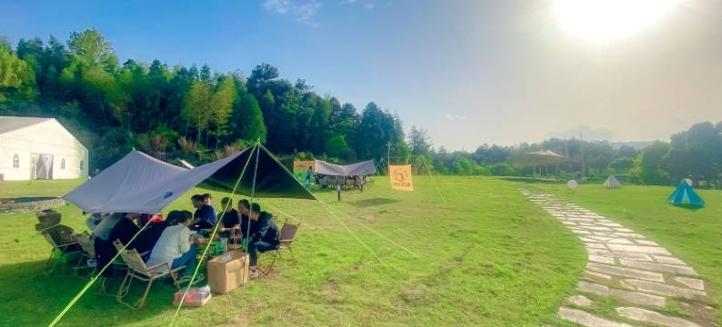 莲云星谷营地图片