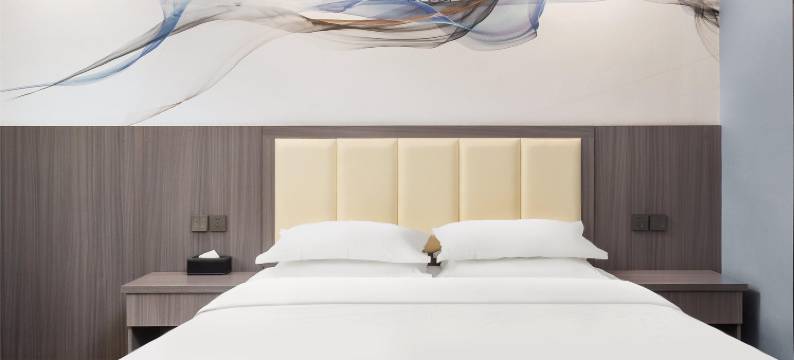 黔东逸居酒店(凯里学院高铁南站店)图片