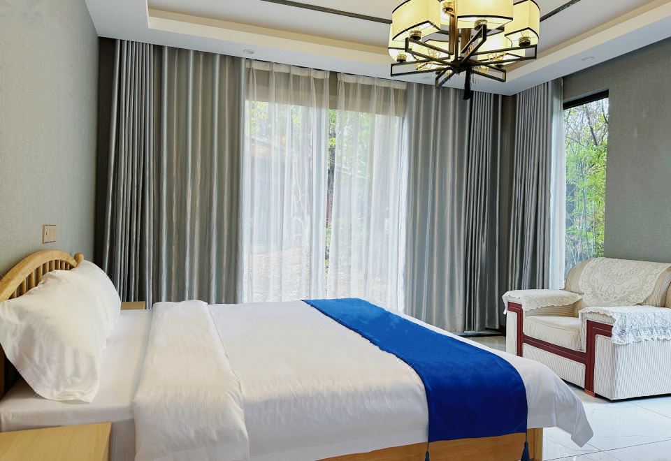 Yuan Qian Cheng B&B (Kite Base Branch) Hotel Overview