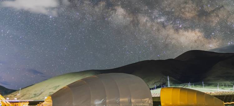 当雄雪山星空营地图片