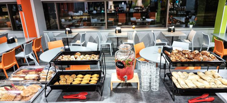 宜必思尚品卡昂丽芙奥恩酒店(Ibis Styles Caen Centre Gare)图片