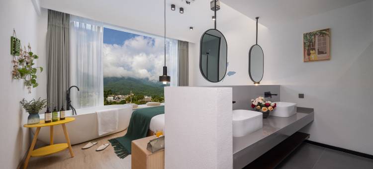 小鹿辰客·云涧山屿设计美宿(大理古城苍山门店)图片