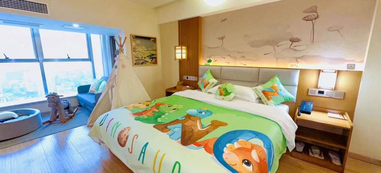 云孚里酒店(自贡彩灯公园梵华购物广场店)图片