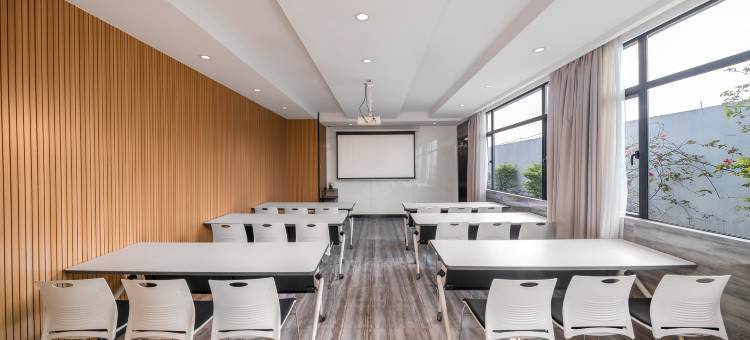 宜必思尚品酒店(东莞长安万达广场店)图片